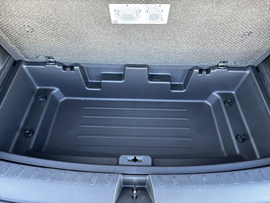 Certified 2022 Chevrolet Traverse LT image 25