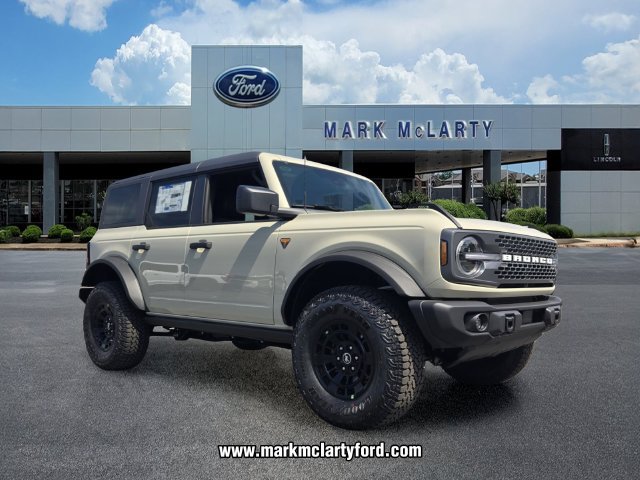 New 2026 Ford Bronco Badlands w/ Sasquatch Package AWD/4WD image 4