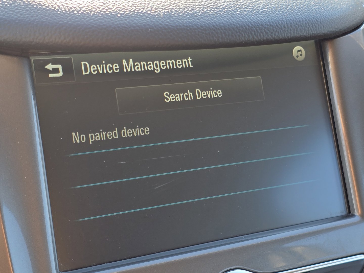 Used 2017 Chevrolet Cruze LT w/ Convenience Package image 4