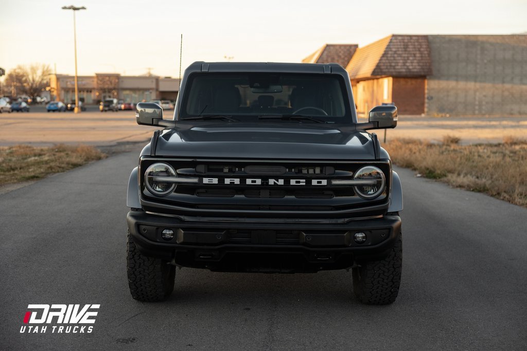 Used 2021 Ford Bronco Outer Banks image 3