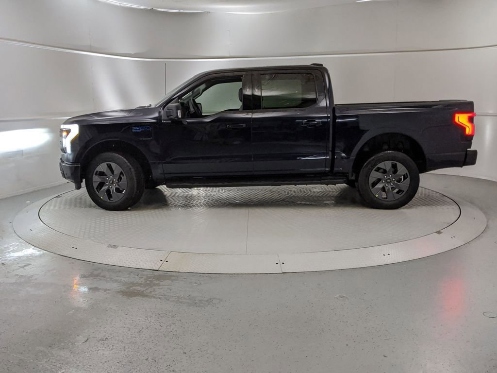 New 2025 Ford F150 Lightning Flash image 5