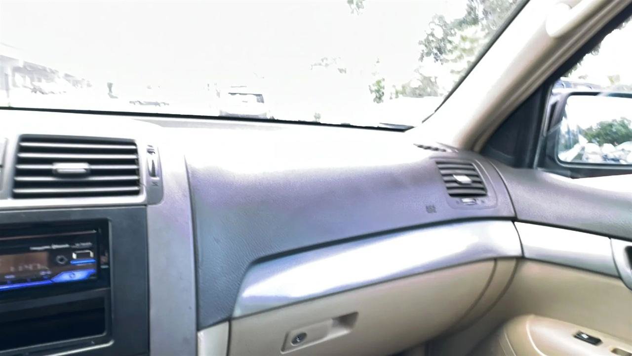 Used 2009 Kia Borrego EX w/ Premium Pkg RWD image 40