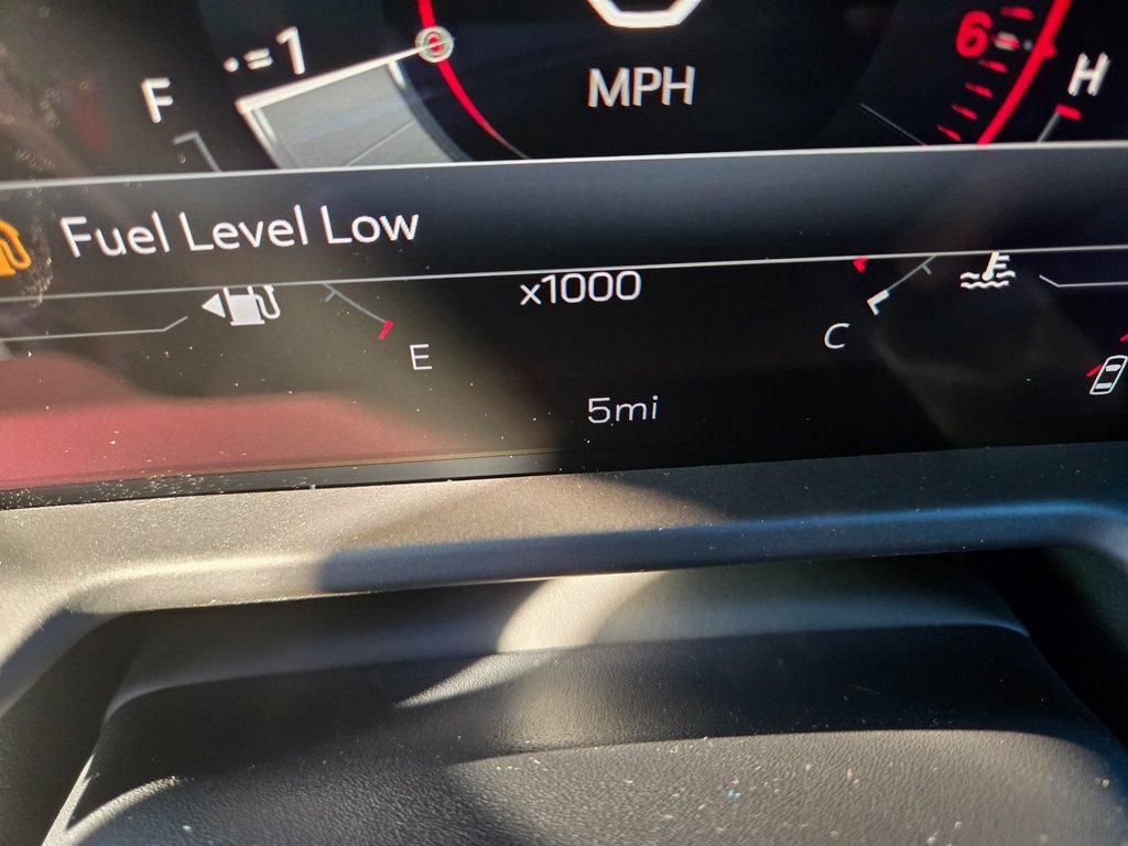 New 2026 GMC Acadia Elevation image 12