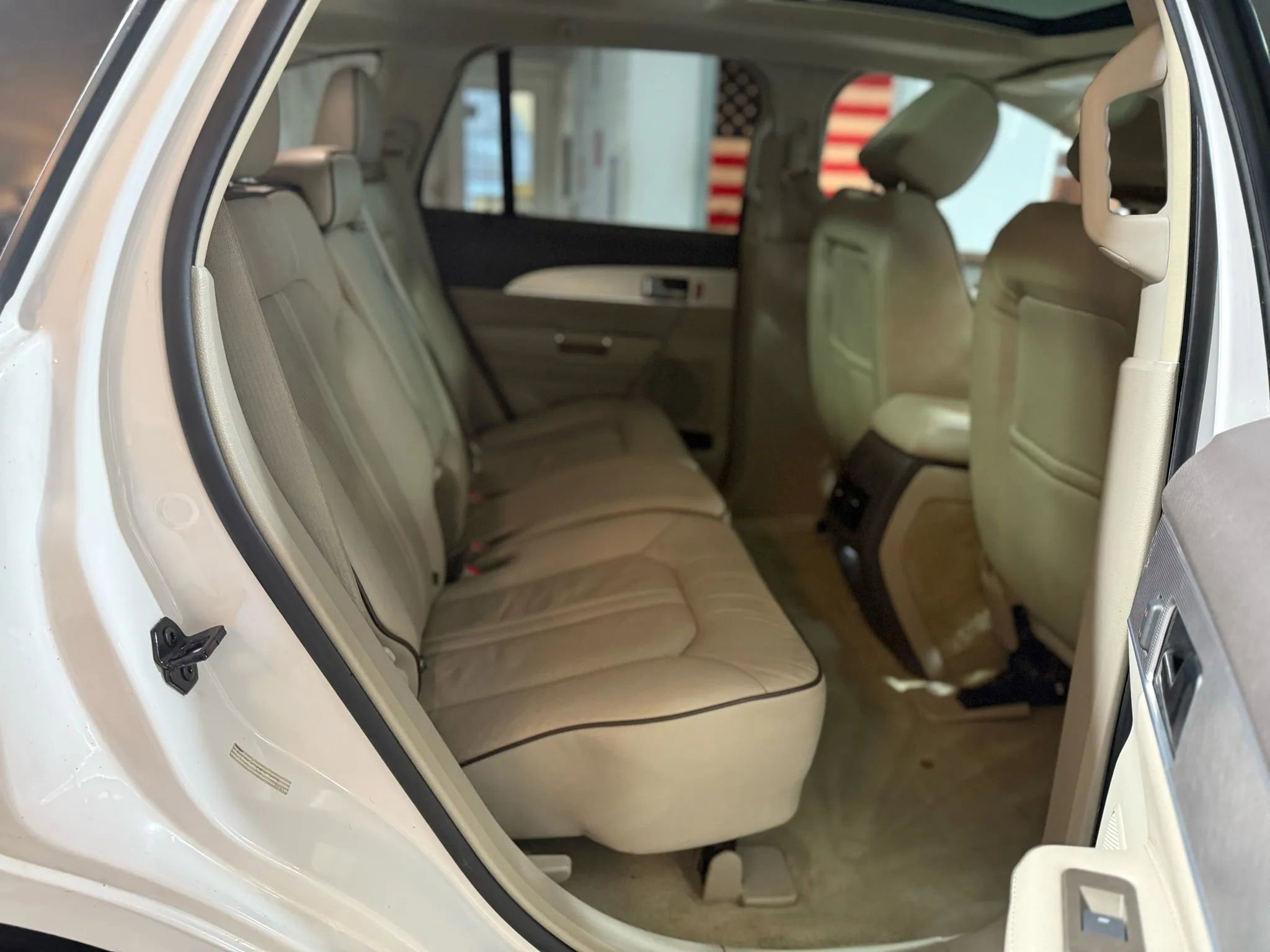 Used 2014 Lincoln MKX AWD w/ Equipment Group 102A image 22