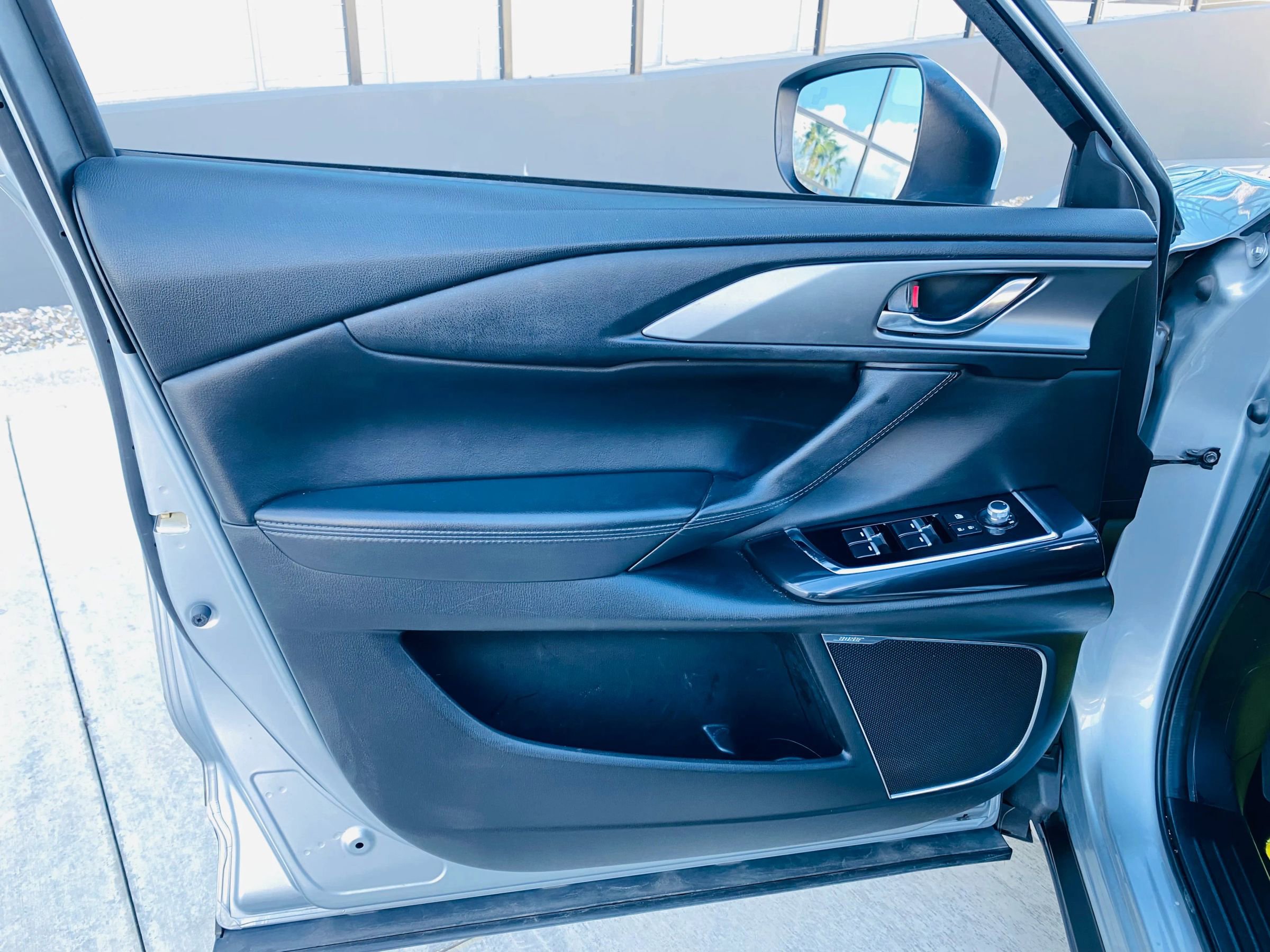 Used 2016 MAZDA CX-9 Touring FWD image 21