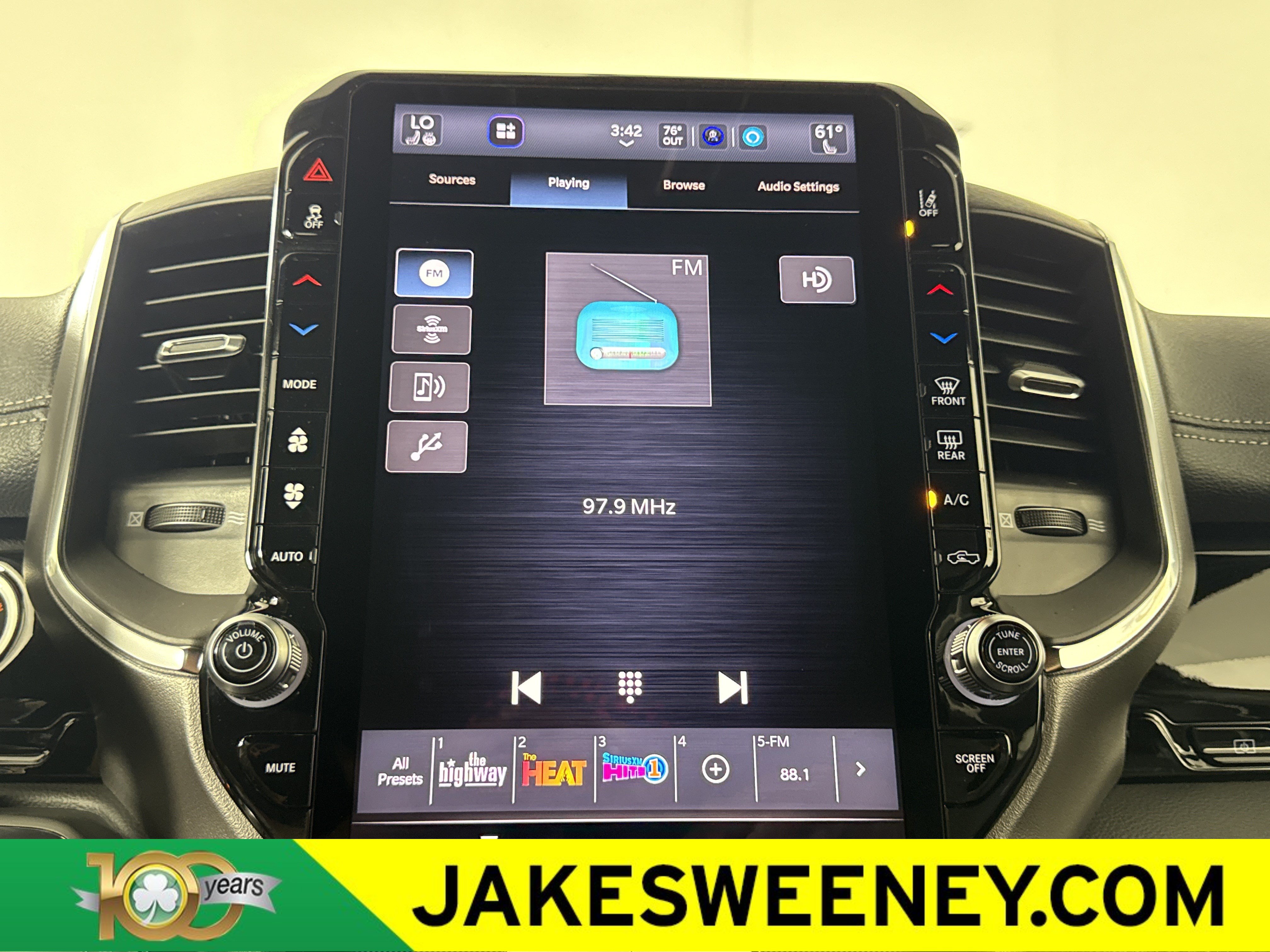 New 2026 RAM 1500 Laramie w/ Night Edition AWD/4WD image 21