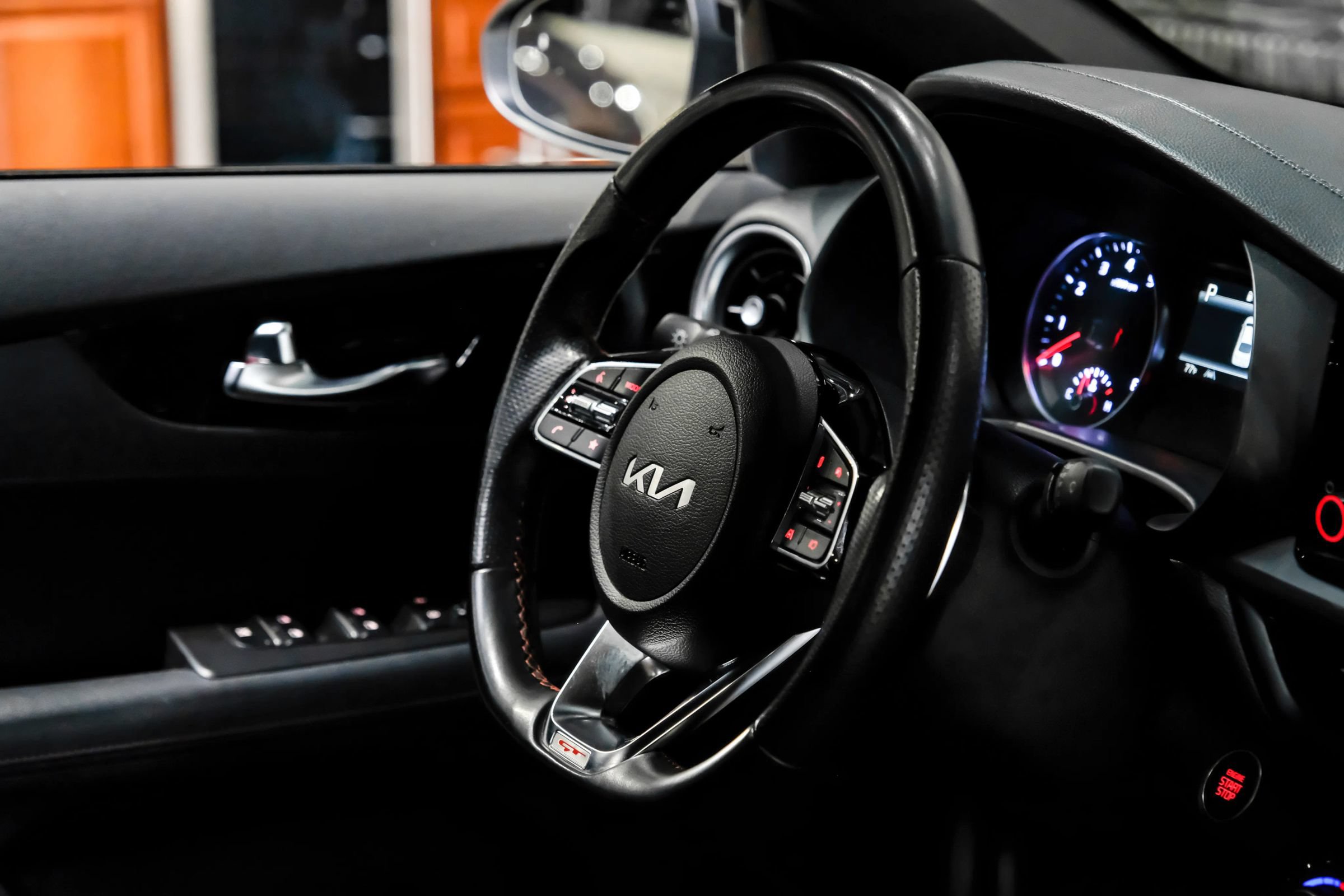 Used 2022 Kia Forte GT FWD image 11