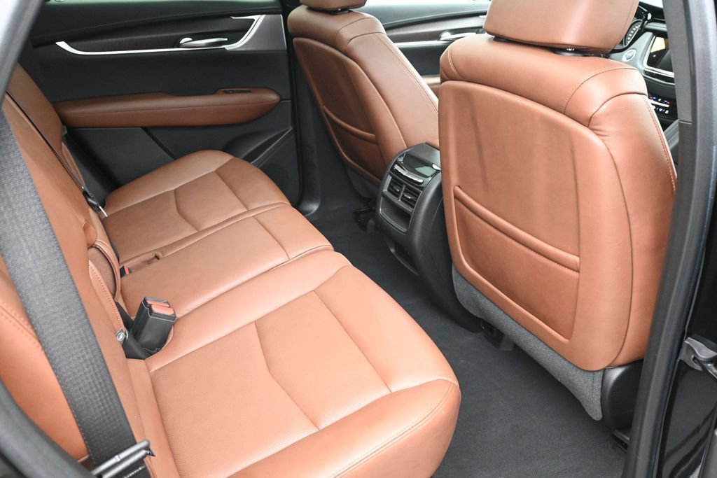 Used 2023 Cadillac XT5 Sportv w/ Technology Package AWD/4WD image 31