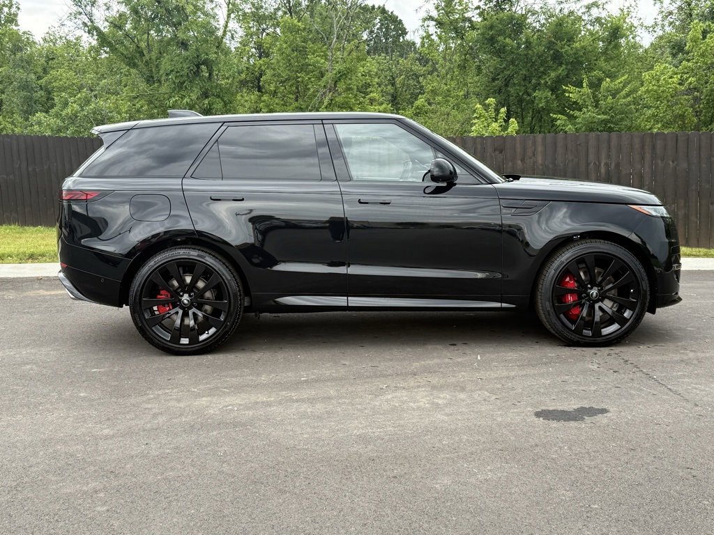 New 2025 Land Rover Range Rover Sport Dynamic SE image 7