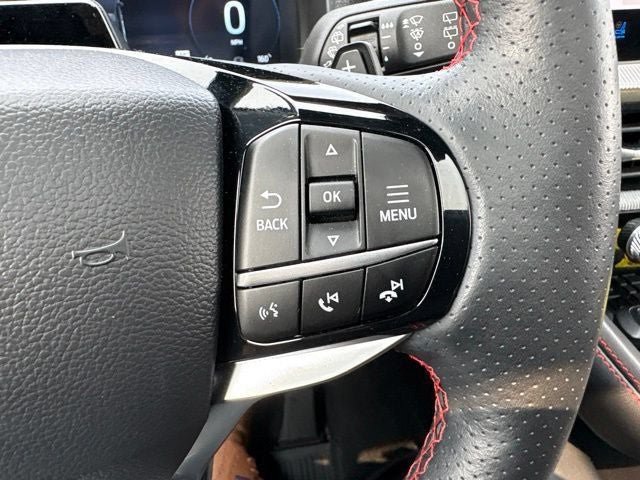 Used 2025 Ford Explorer ST AWD/4WD image 27