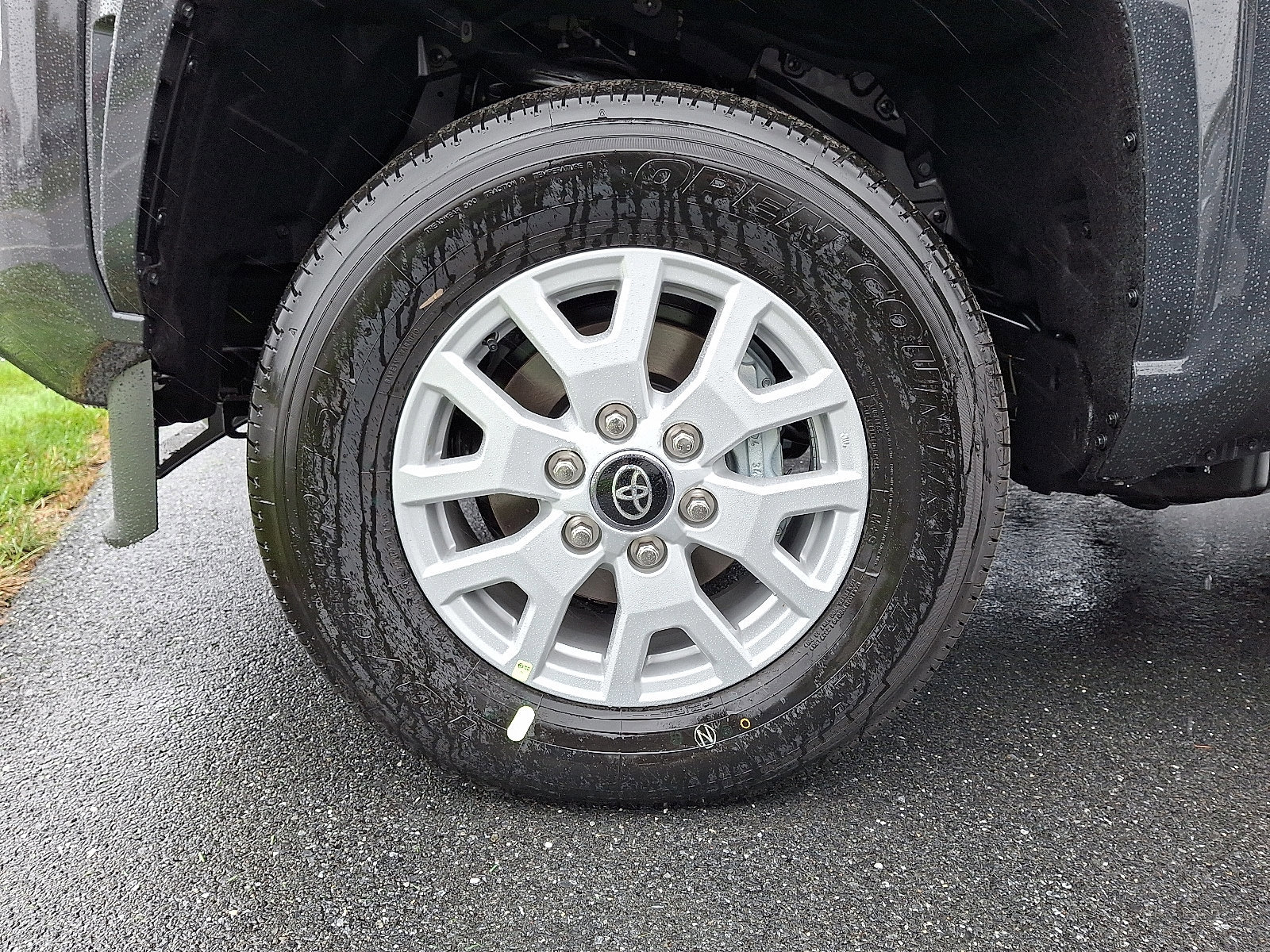 New 2025 Toyota Tacoma SR5 image 4