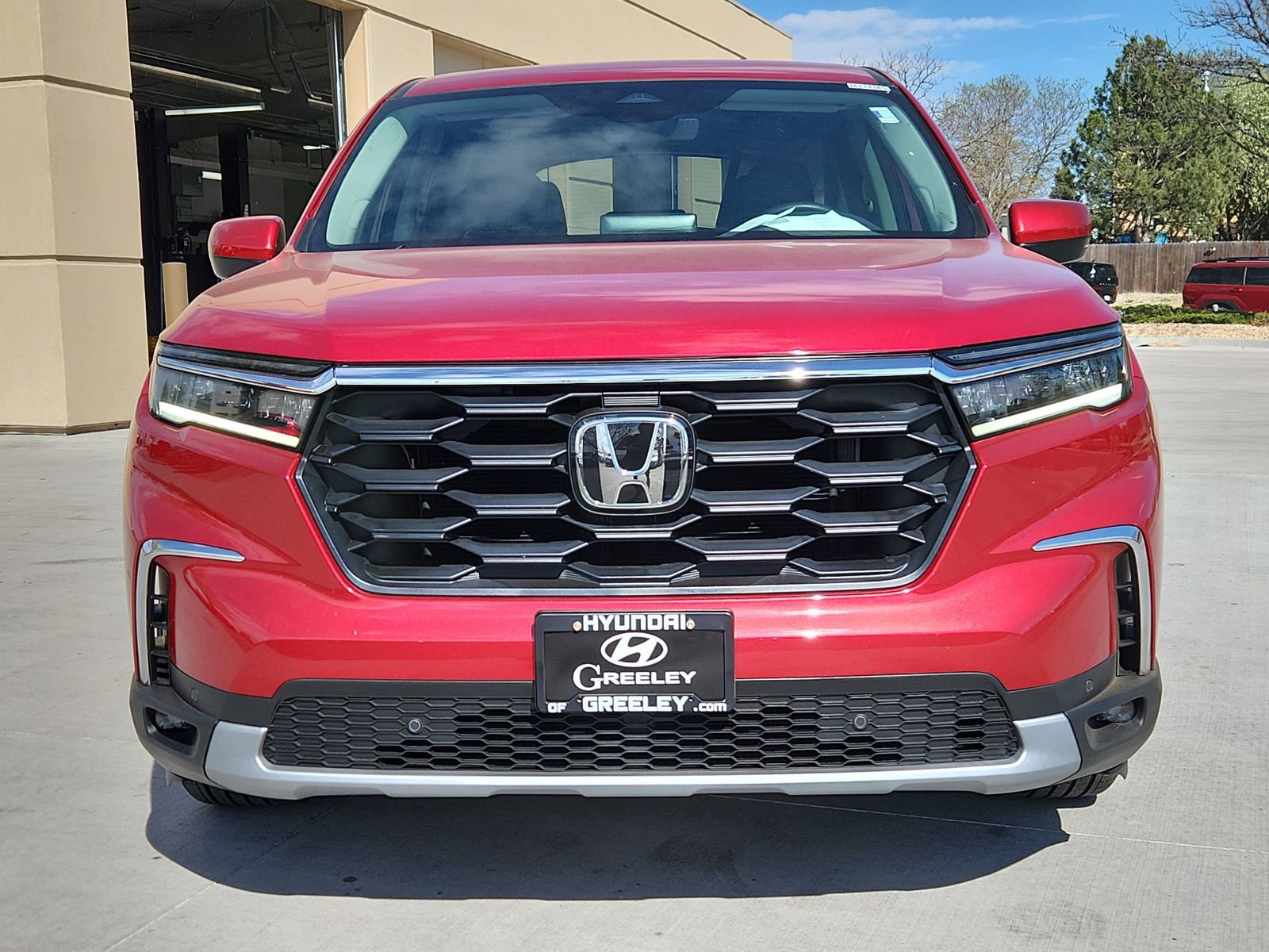 Used 2025 Honda Pilot EX-L image 8