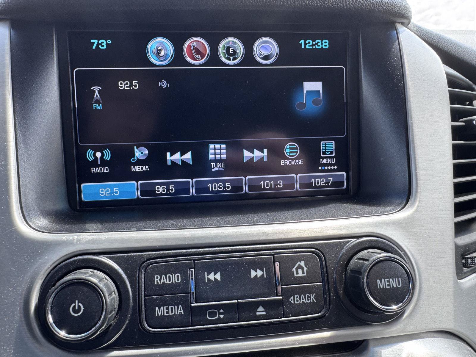 Used 2020 GMC Yukon SLE AWD/4WD image 18