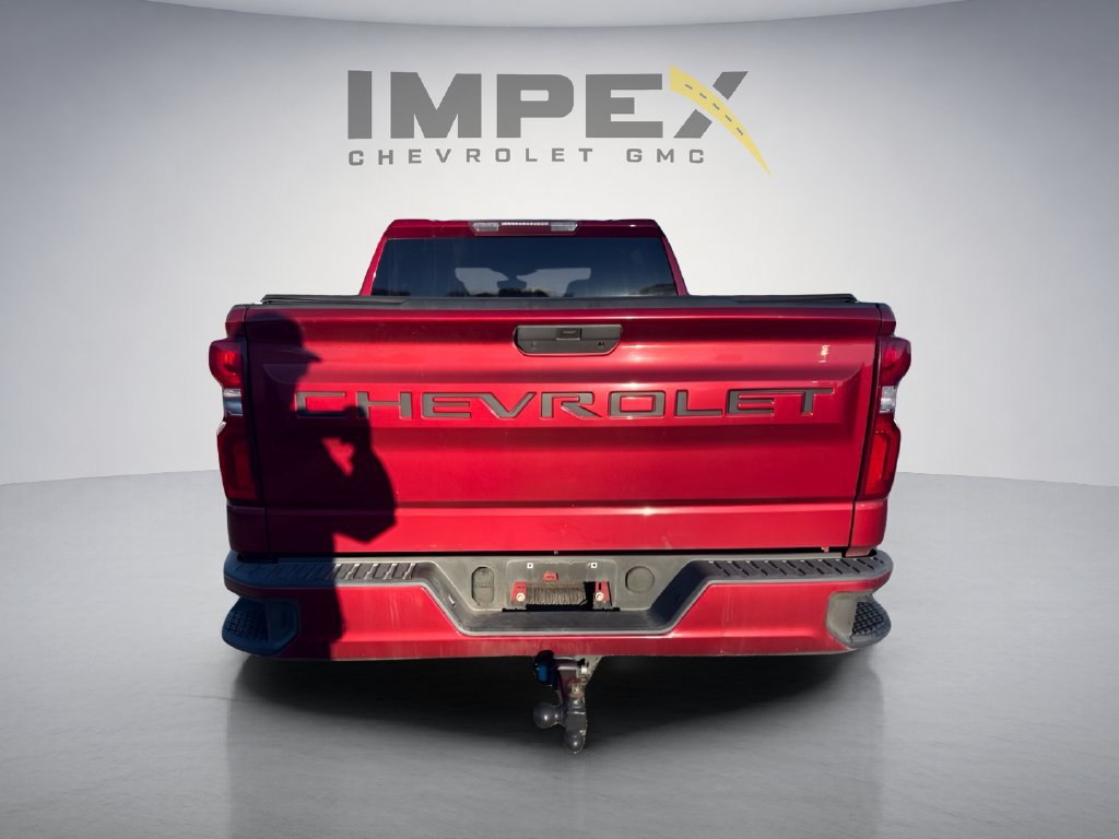 Used 2019 Chevrolet Silverado 1500 Custom w/ Custom Value Package AWD/4WD image 4