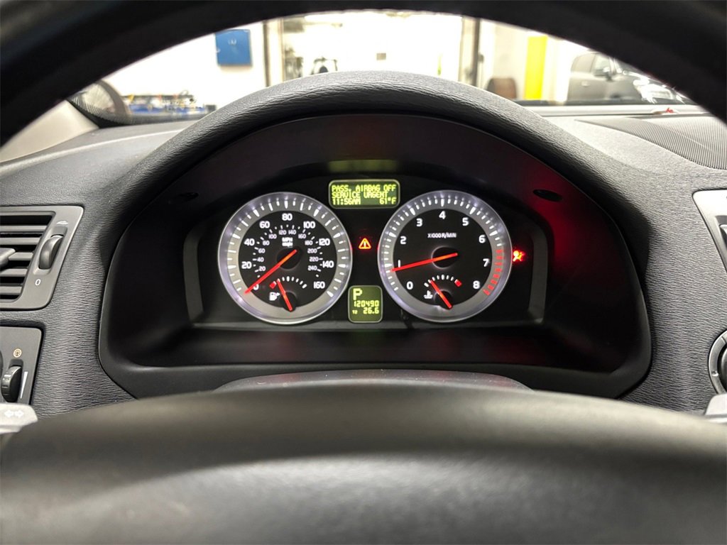 Used 2013 Volvo C70 T5 image 24