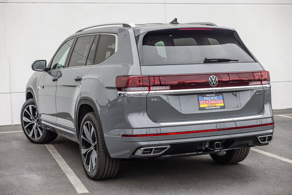 New 2026 Volkswagen Atlas SEL Premium R-Line image 3
