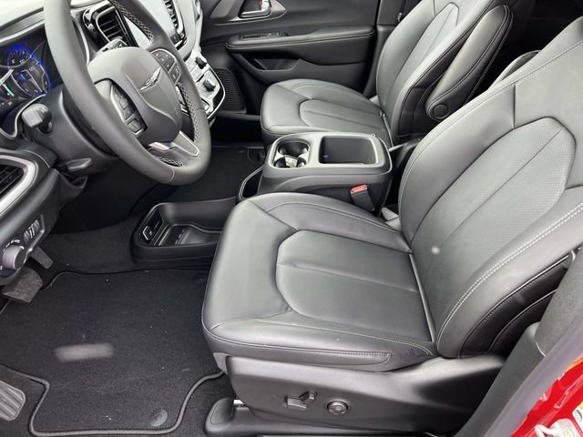 New 2026 Chrysler Voyager LX FWD image 22