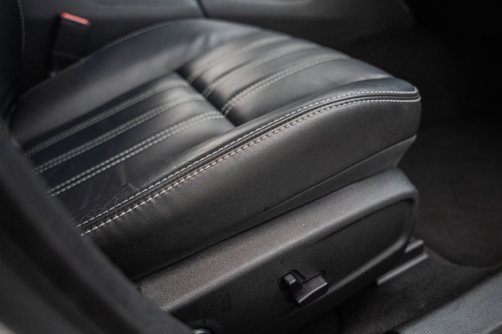 Used 2021 Chrysler 300 S RWD image 35