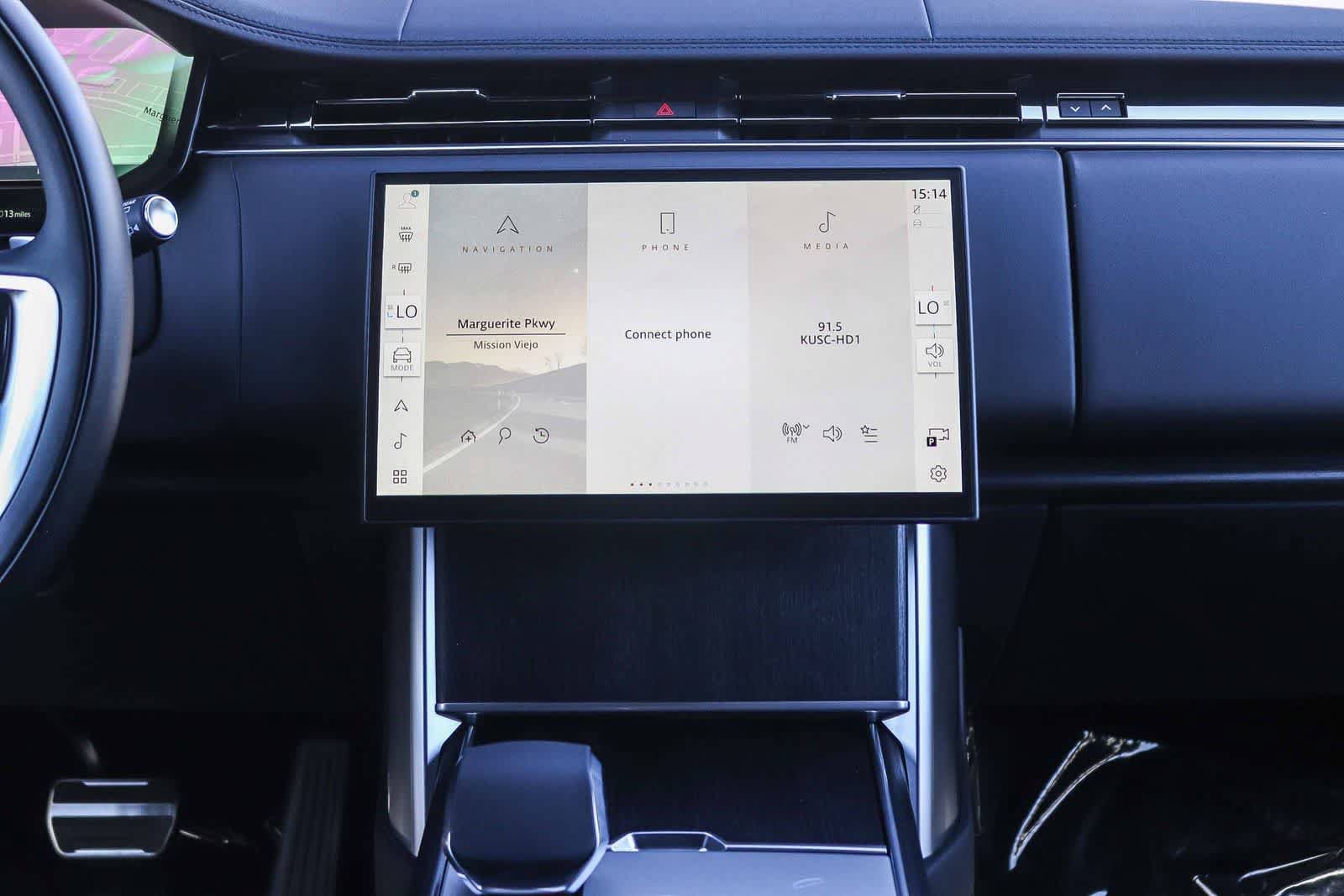 New 2026 Land Rover Range Rover SE AWD/4WD image 13
