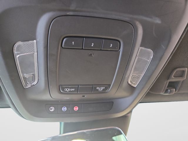 Used 2022 Cadillac CT4 V Blackwing w/ Driver Assist Package RWD image 27