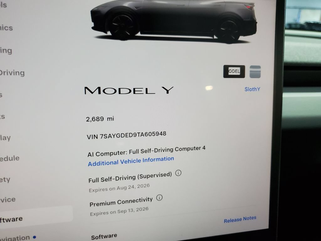 Used 2026 Tesla Model Y 2WD image 30