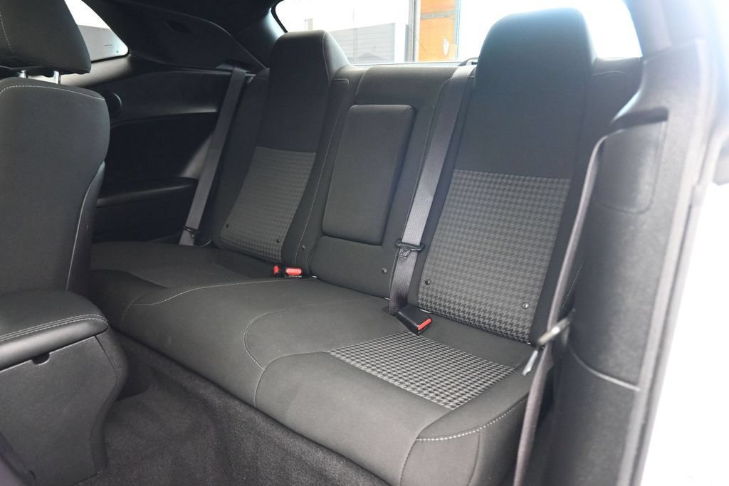 Used 2019 Dodge Challenger R/T Scat Pack w/ Shaker Package RWD image 32