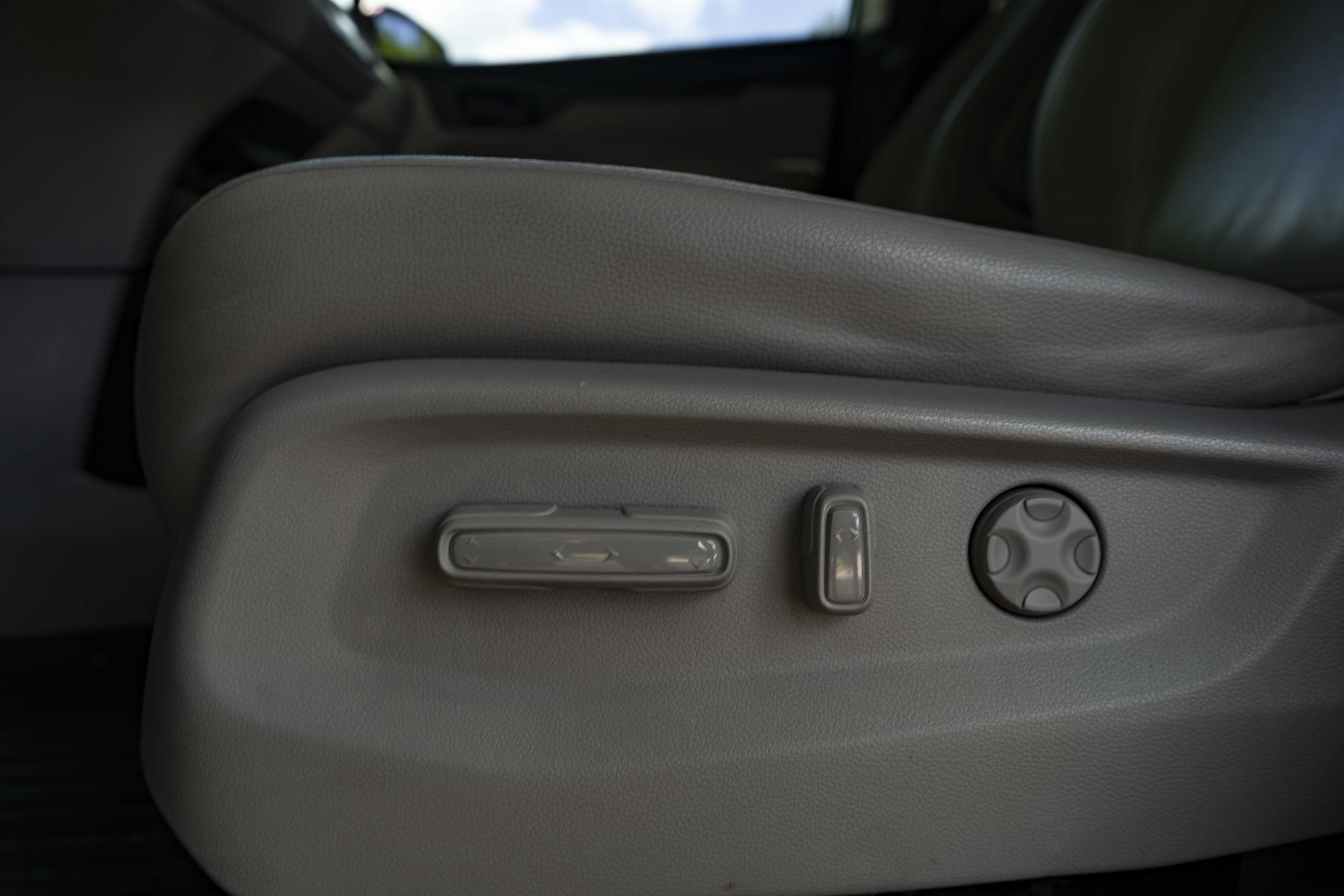 Used 2023 Honda Odyssey EX-L image 41