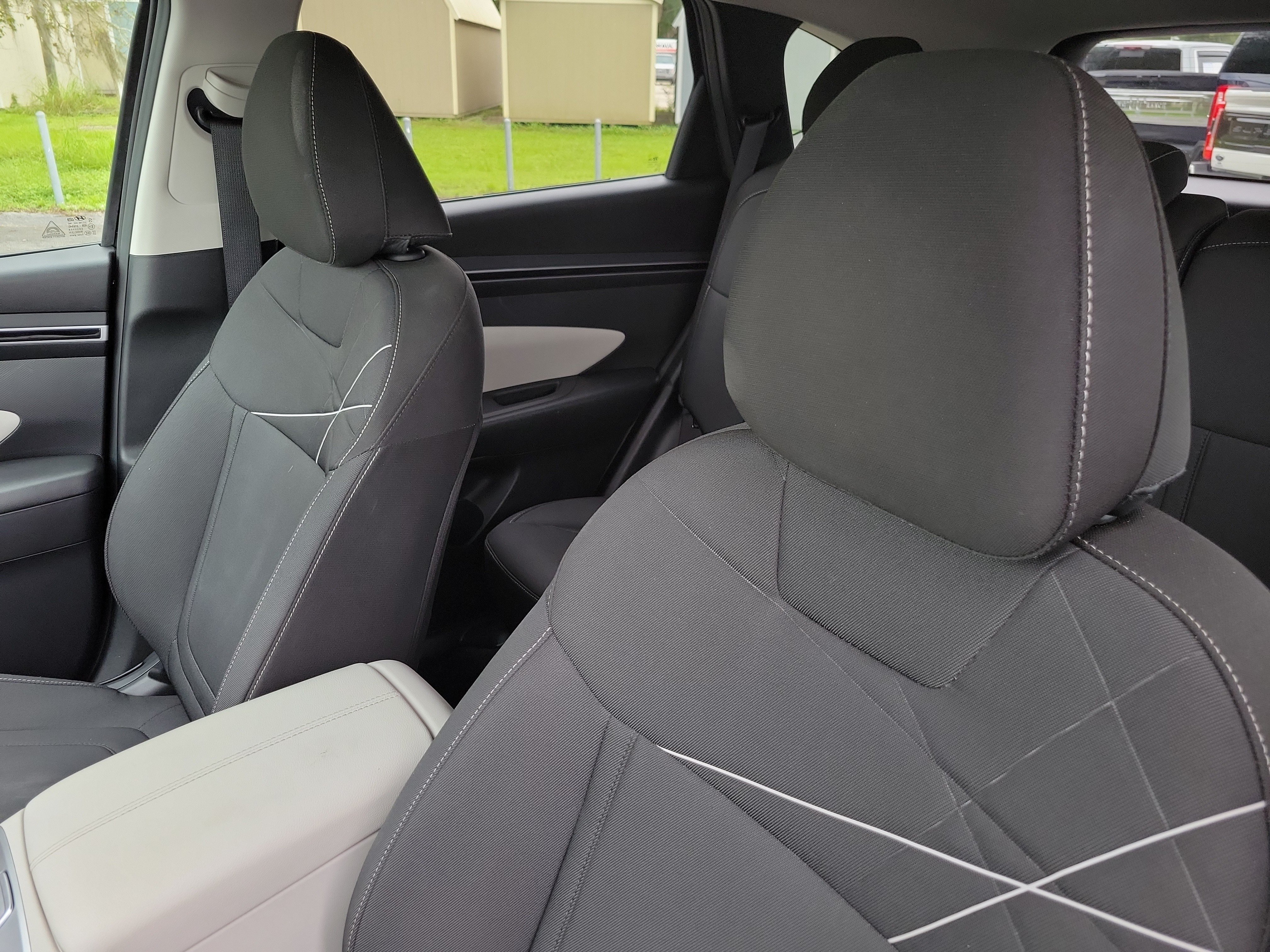 Used 2022 Hyundai Tucson SEL FWD image 9