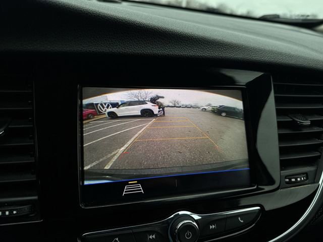 Used 2022 Buick Encore Preferred w/ Safety Package image 15