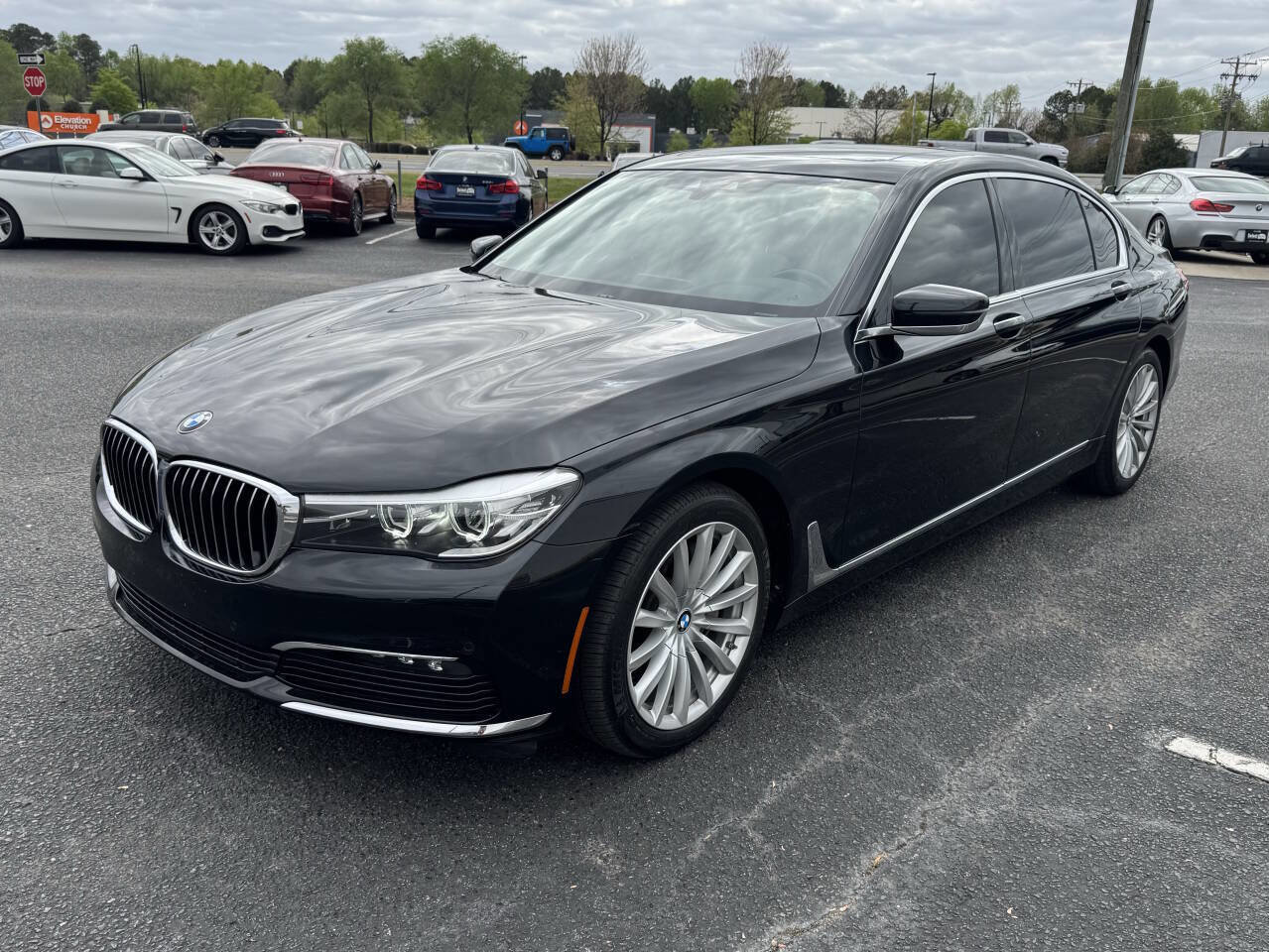 Used 2018 BMW 740i RWD image 3