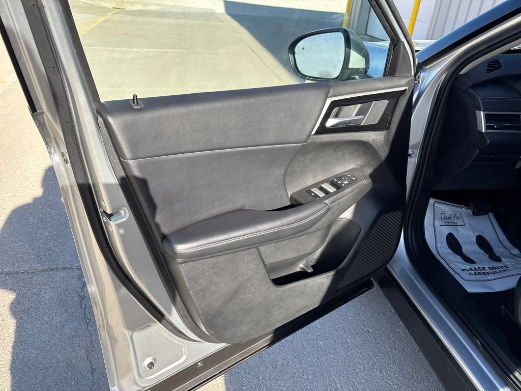 Used 2024 Mitsubishi Outlander SE Black Edition AWD/4WD image 10