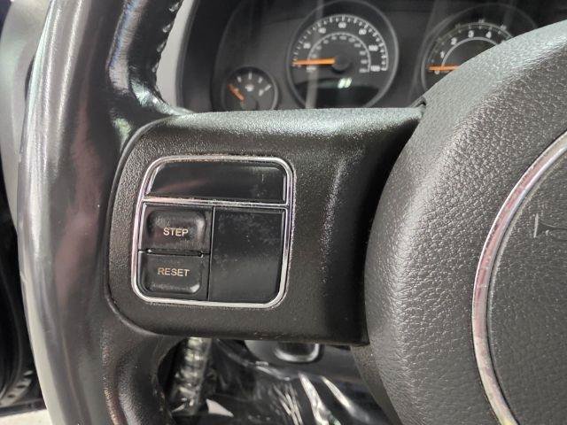 Used 2016 Jeep Patriot High Altitude FWD image 17