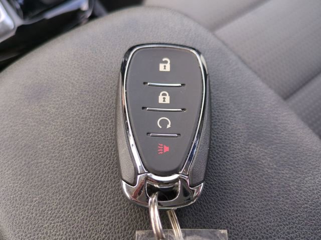 Certified 2025 Chevrolet Trax LT image 32