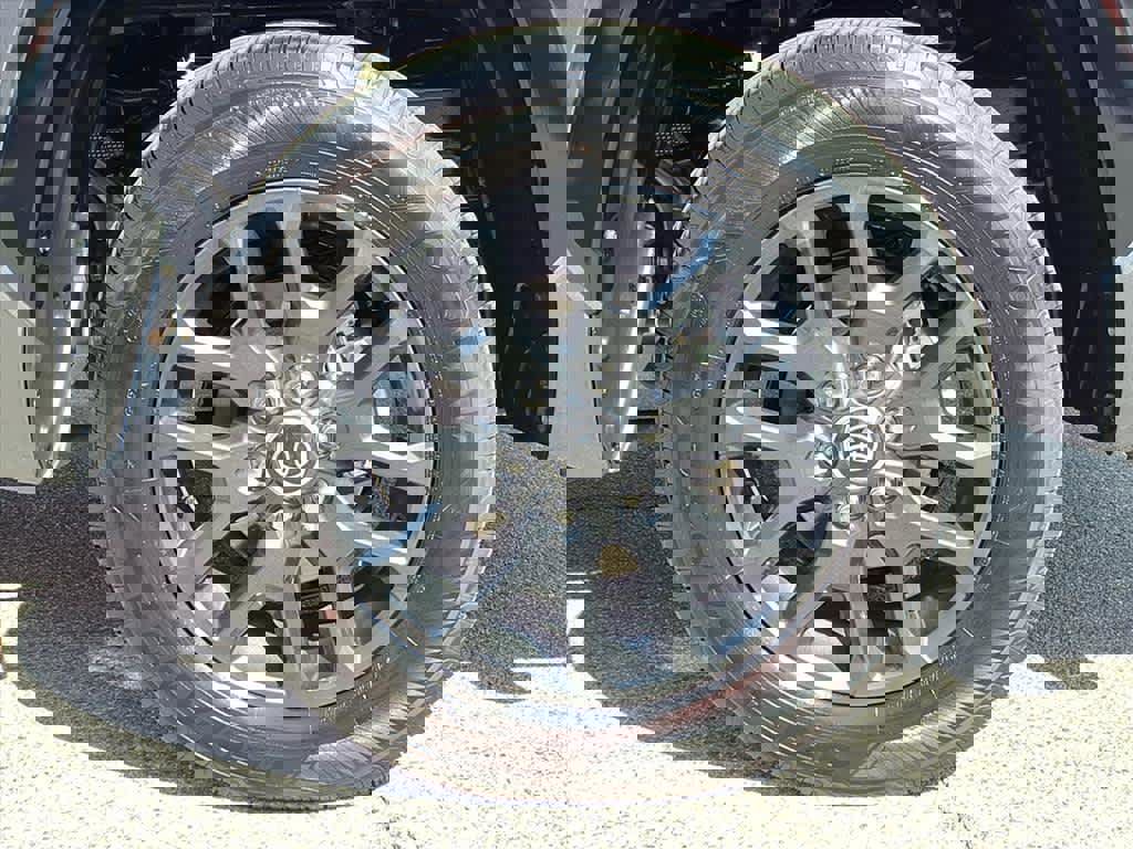 Used 2023 Toyota Tundra Platinum w/ Advanced Package image 6