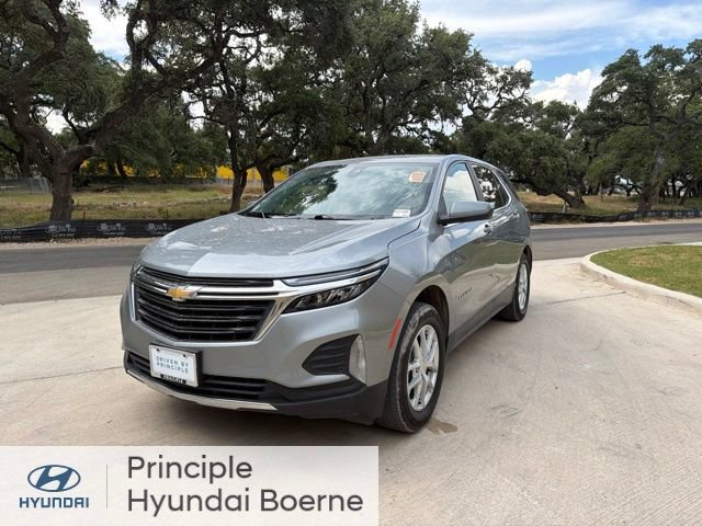 Used 2023 Chevrolet Equinox LT w/ Driver Convenience Package AWD/4WD image 2