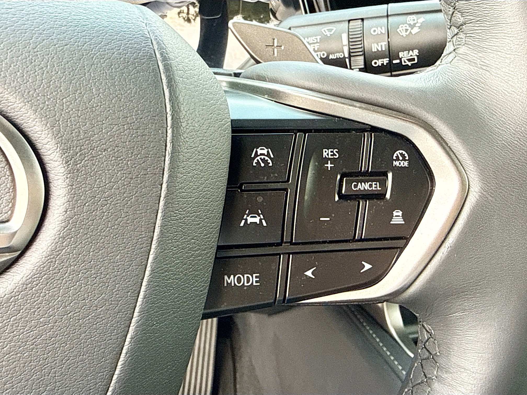 Used 2025 Lexus RX 350 FWD image 38