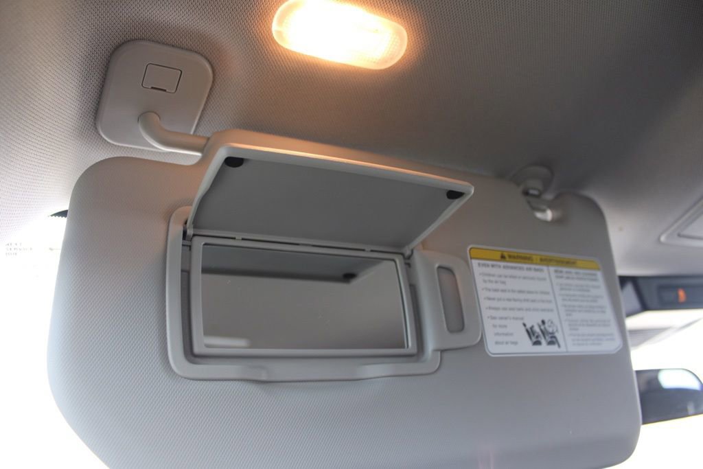 Used 2023 Nissan Rogue S image 39