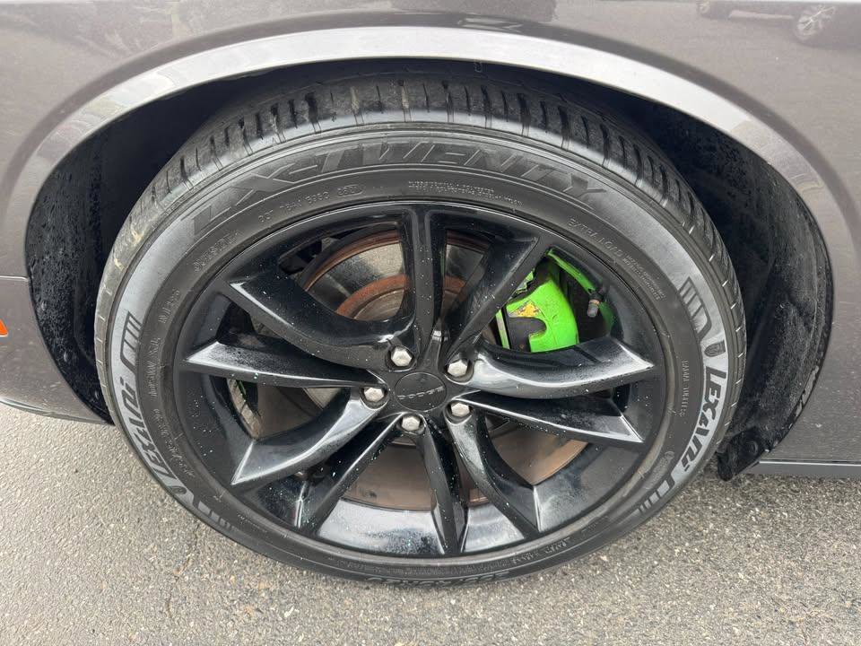Used 2016 Dodge Challenger SXT Plus RWD image 20