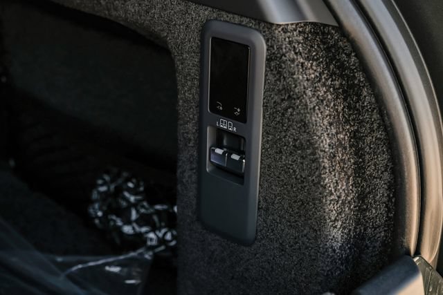 New 2026 Land Rover Range Rover SE AWD/4WD image 68