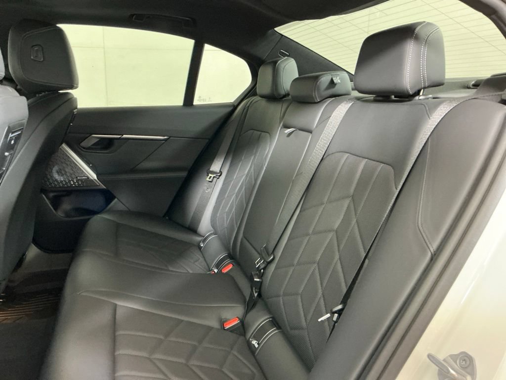 Used 2024 BMW i5 M60 w/ Premium Package AWD/4WD image 26