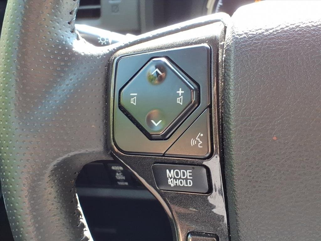 Used 2024 Toyota 4Runner TRD Off-Road image 28