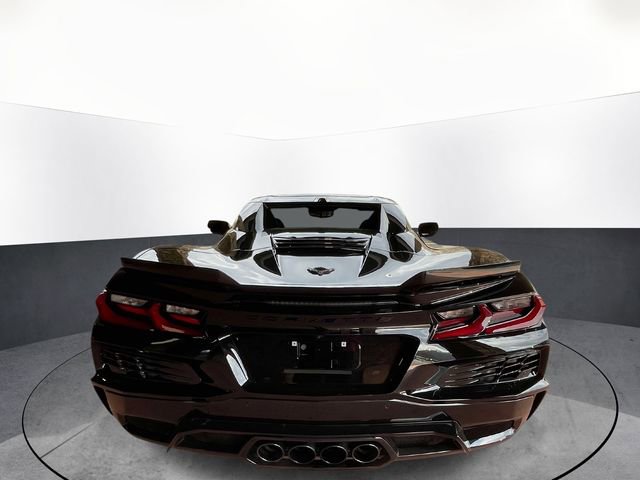 Used 2025 Chevrolet Corvette Z06 RWD image 6