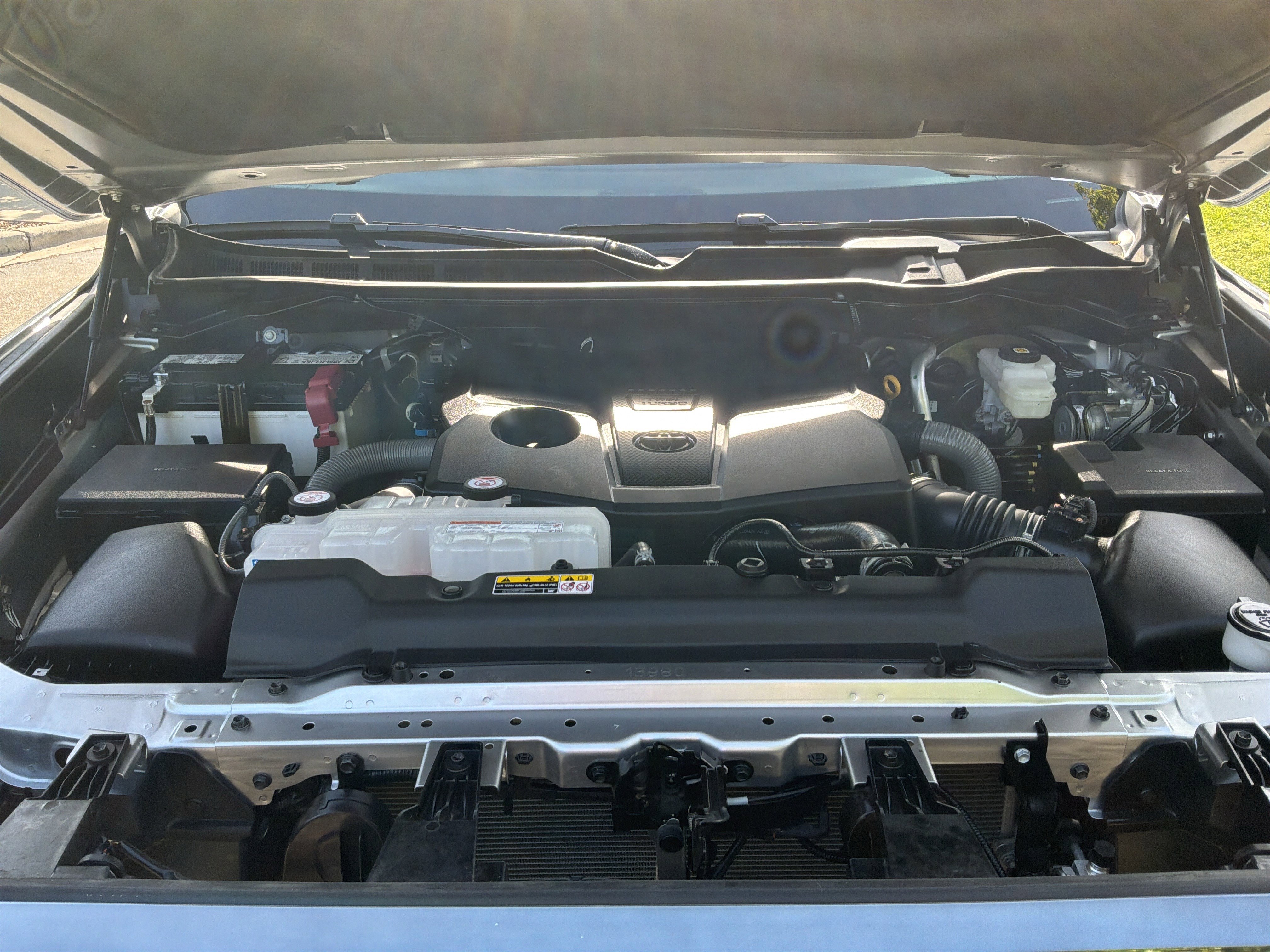 Used 2025 Toyota Tundra Platinum AWD/4WD image 34