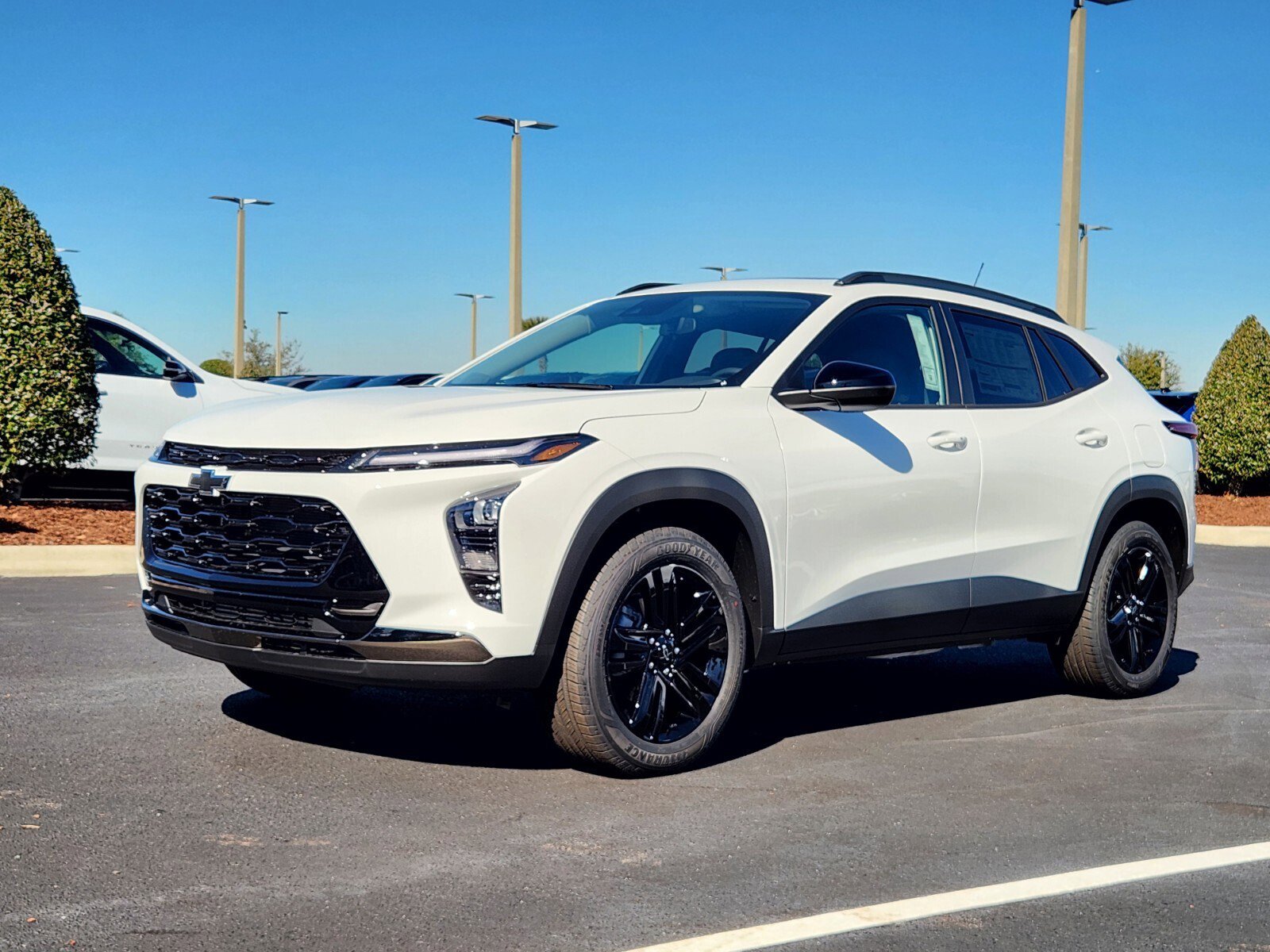 New 2026 Chevrolet Trax ACTIV w/ Sunroof Package image 2