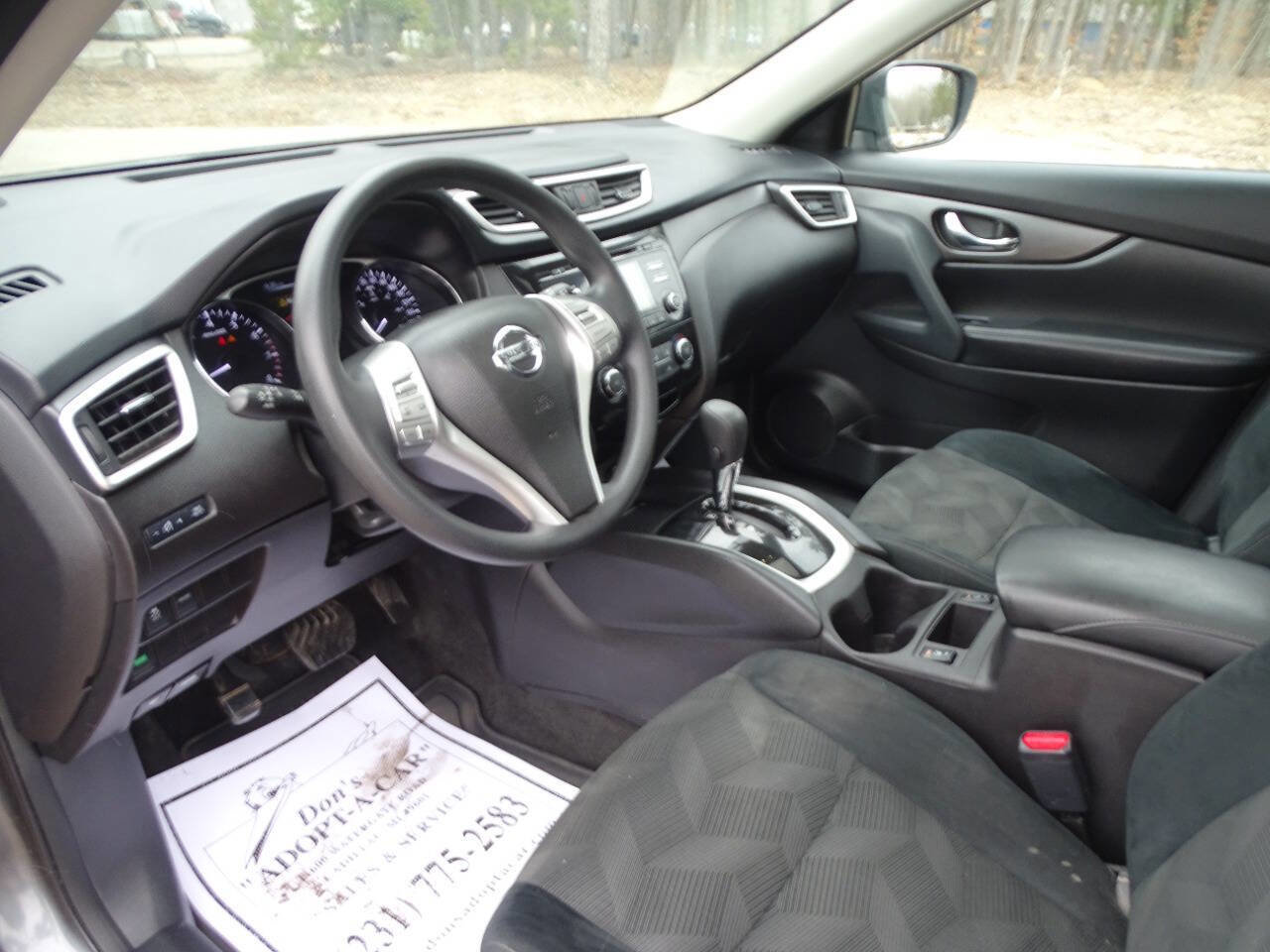 Used 2015 Nissan Rogue FWD w/ SV Moonroof Package image 13