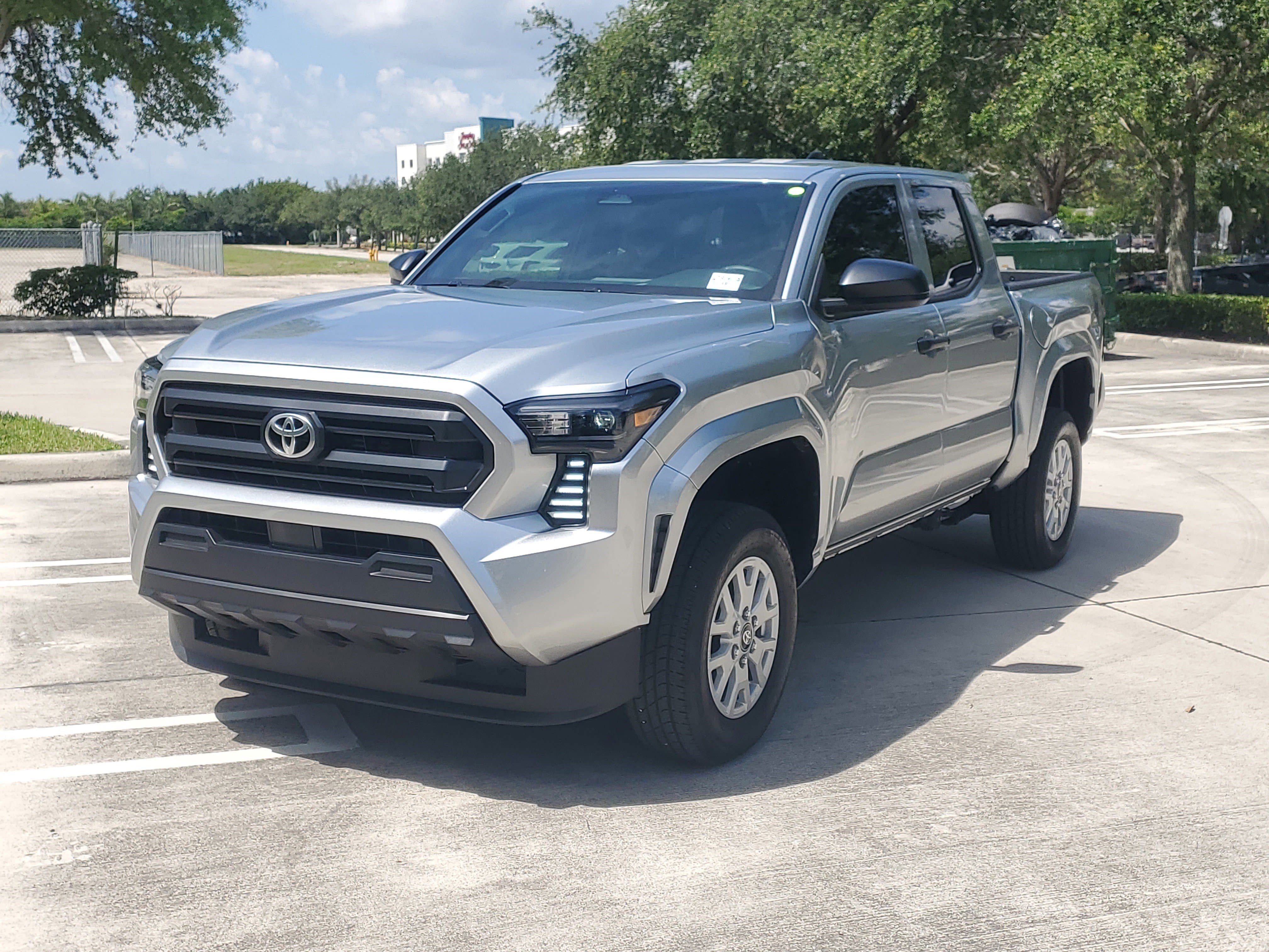 Used 2025 Toyota Tacoma SR RWD image 7
