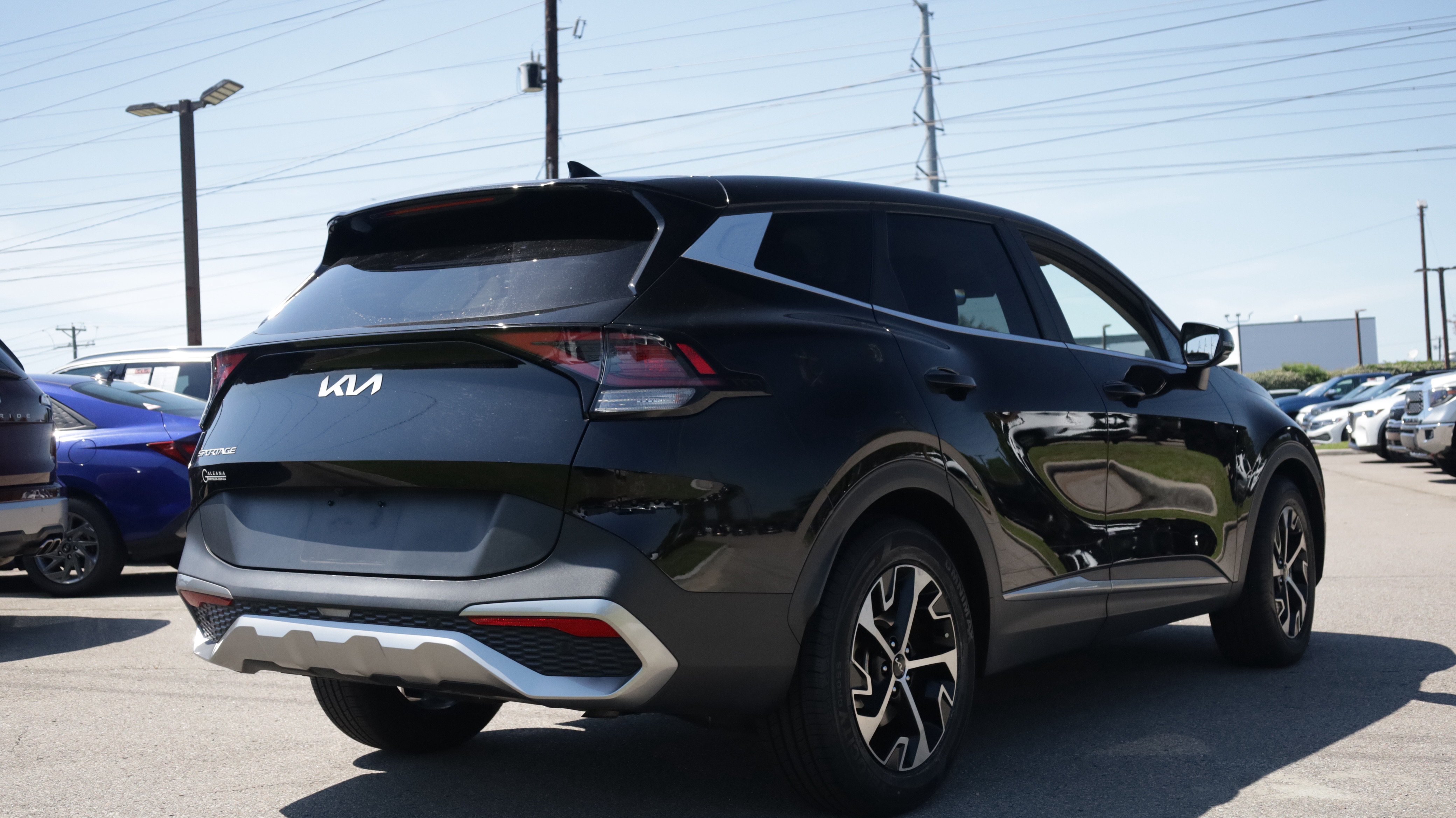 Used 2023 Kia Sportage EX FWD image 5
