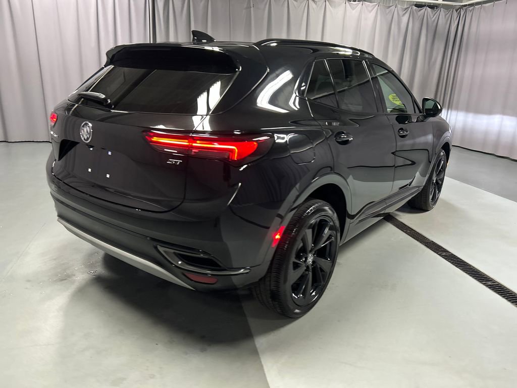 Used 2023 Buick Envision Essence w/ Sport Touring Package image 7