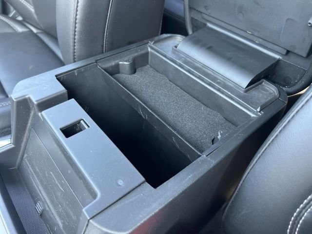 Certified 2022 Ford Explorer XLT w/ Equipment Group 202A image 16