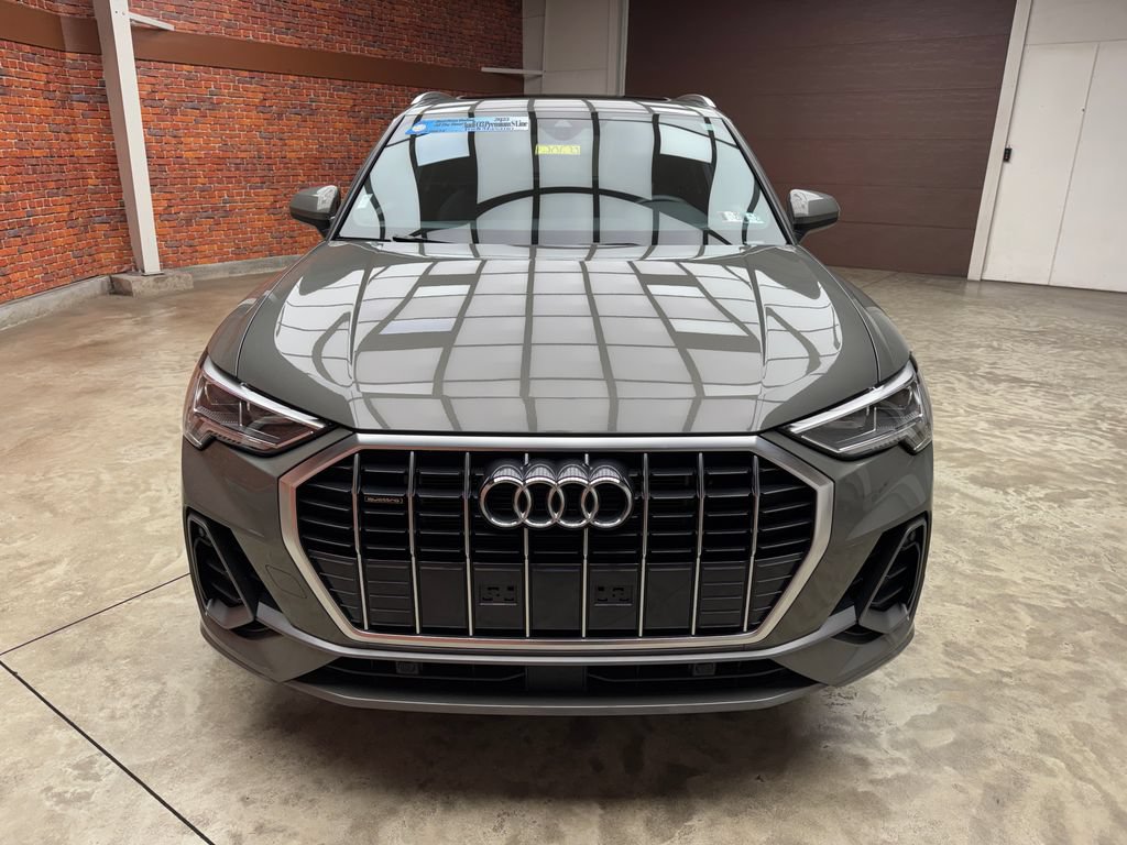 Used 2025 Audi Q3 2.0T Premium AWD/4WD image 7